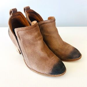 Jeffrey Campbell Rosalee Women's Light Brown Suede Block Heel Ankle Bootie 8/US